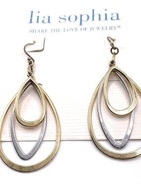 Conjunction lia sophia earrings